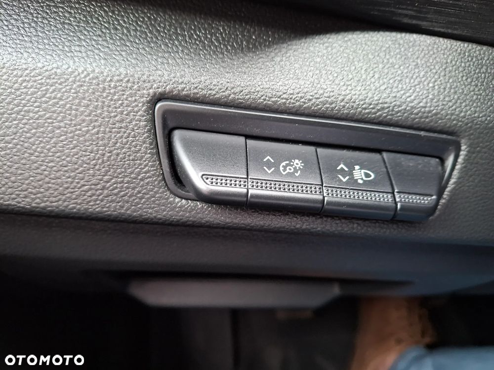 Renault Trafic - 32