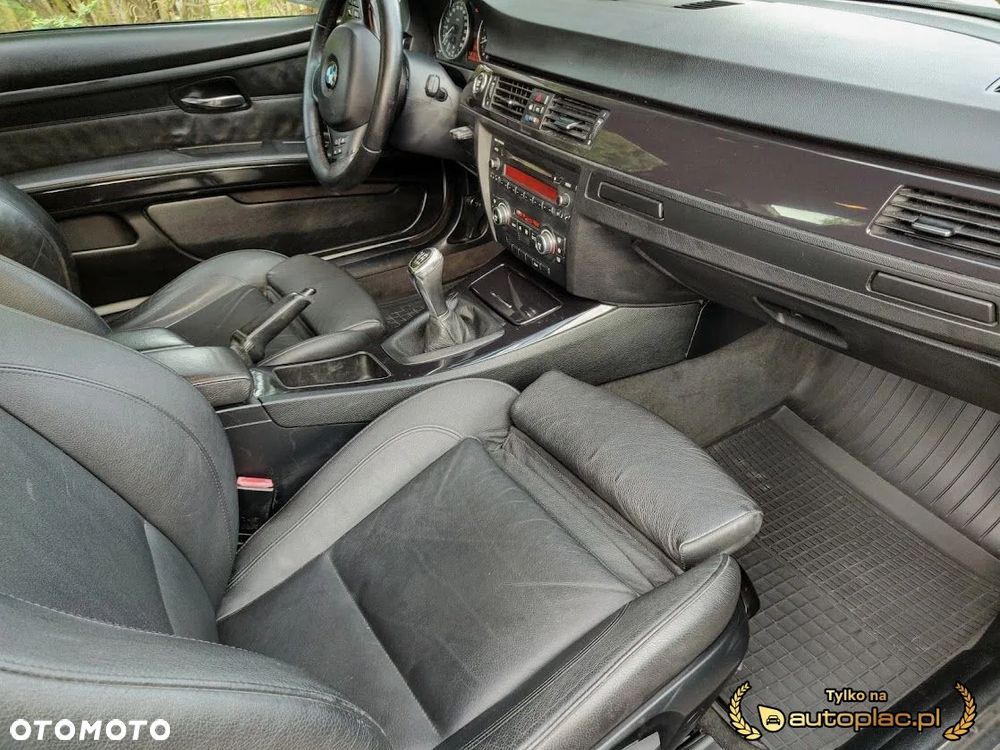 BMW Seria 3 320i Edition Exclusive - 14