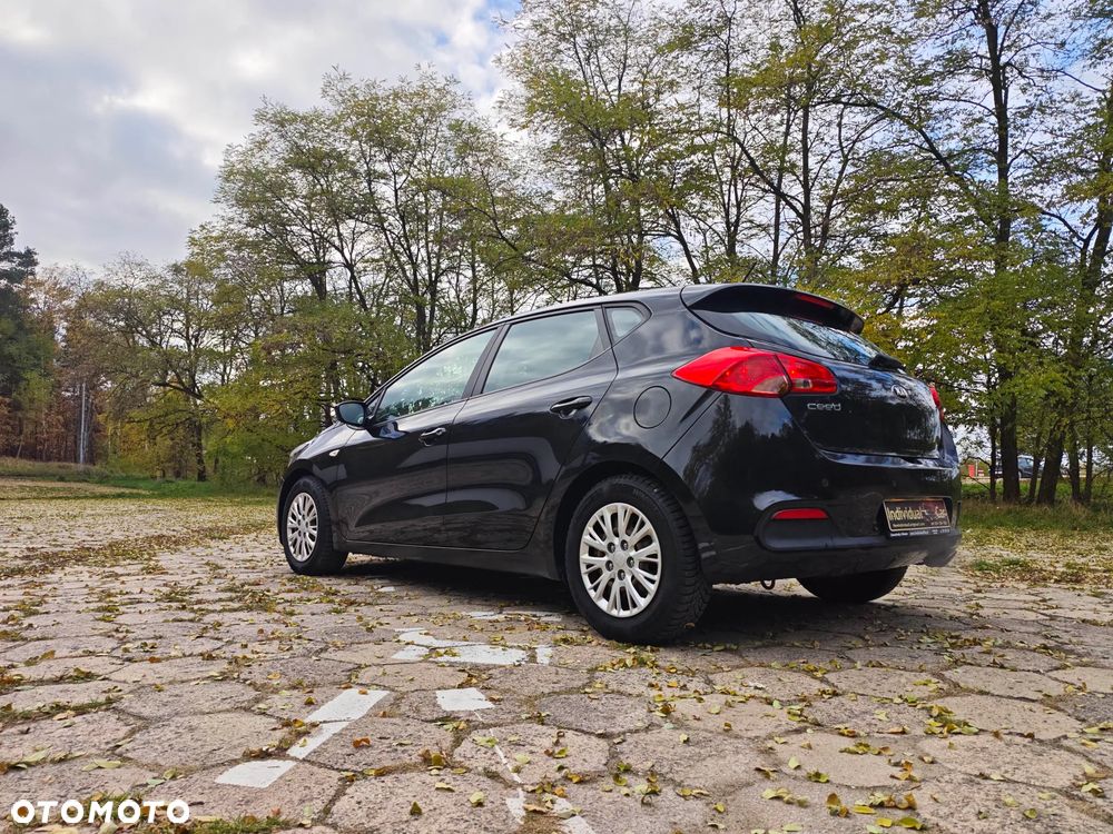 Kia Ceed 1.4 CVVT Attract plus - 11