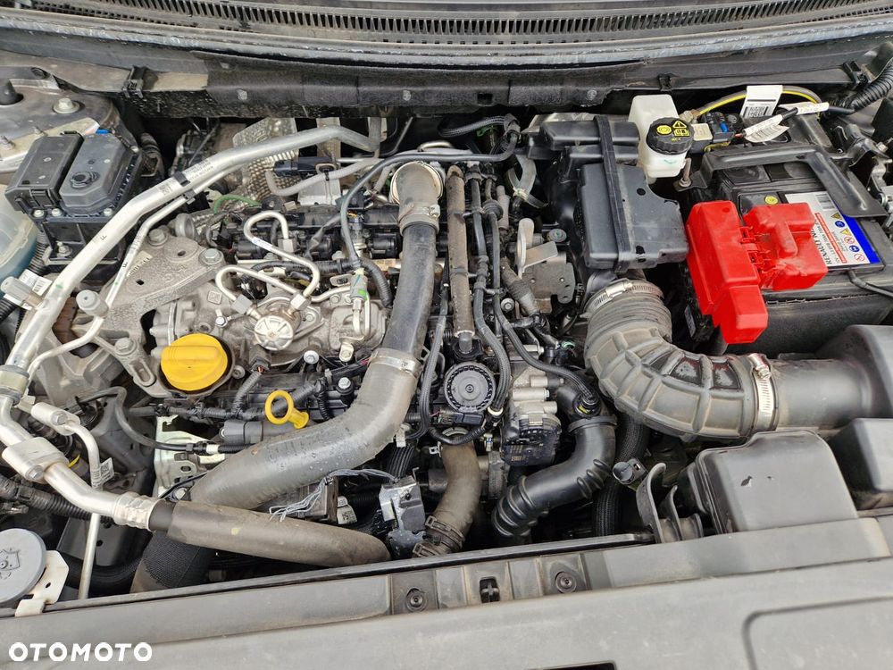 Renault Austral 1.3 TCe mHEV Iconic - 11