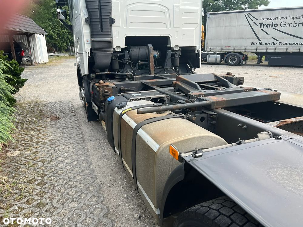 Volvo FH 460 Xenony Klimapostojowa winda Niemcy - 8