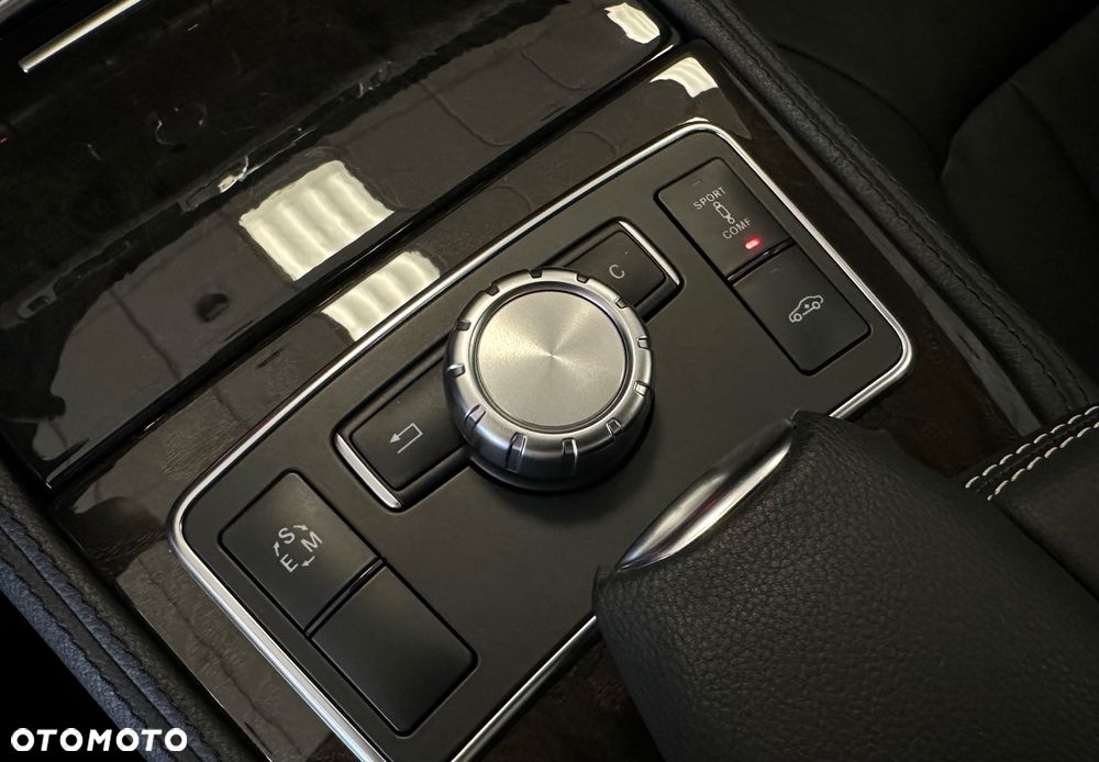 Mercedes-Benz CLS 350 BlueEFFICIENCY 7G-TRONIC - 22
