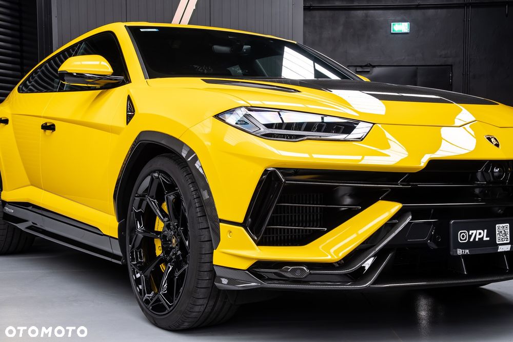 Lamborghini Urus - 3