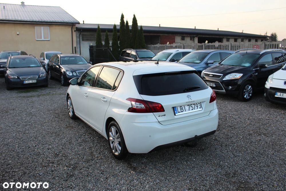 Peugeot 308 - 3