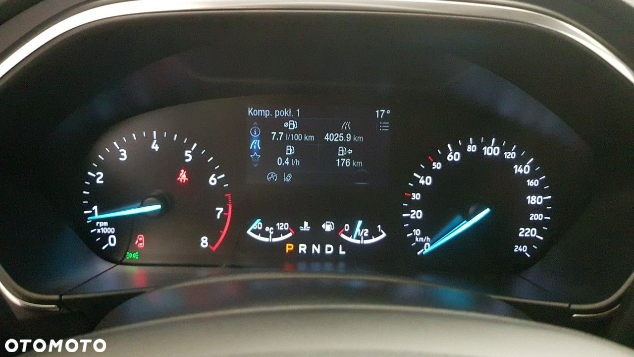 Ford Focus - 25