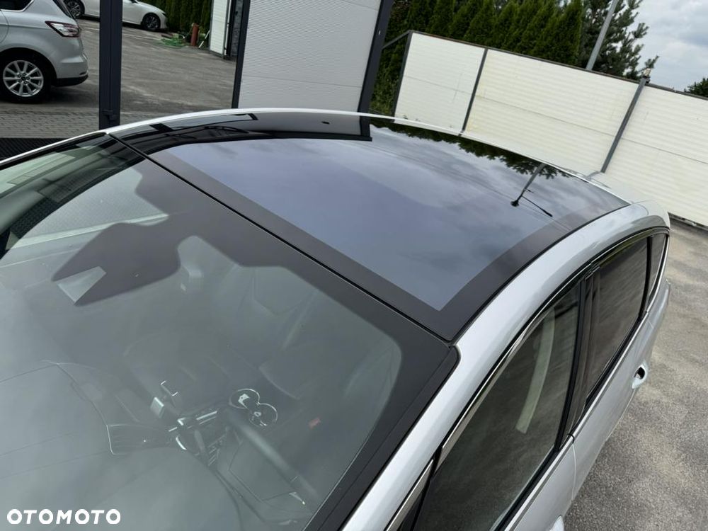 Ford S-Max 2.0 EcoBoost Titanium - 6