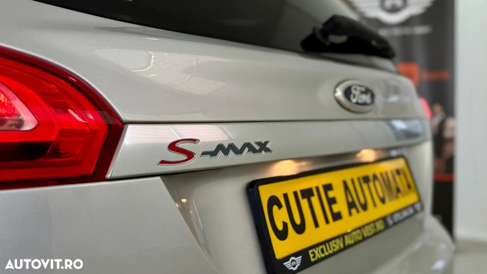 Ford S-Max 2.0 EcoBoost Powershift Titanium - 17
