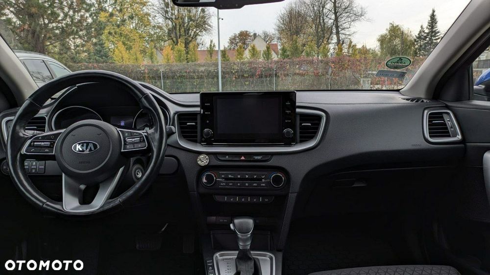 Kia XCeed - 20