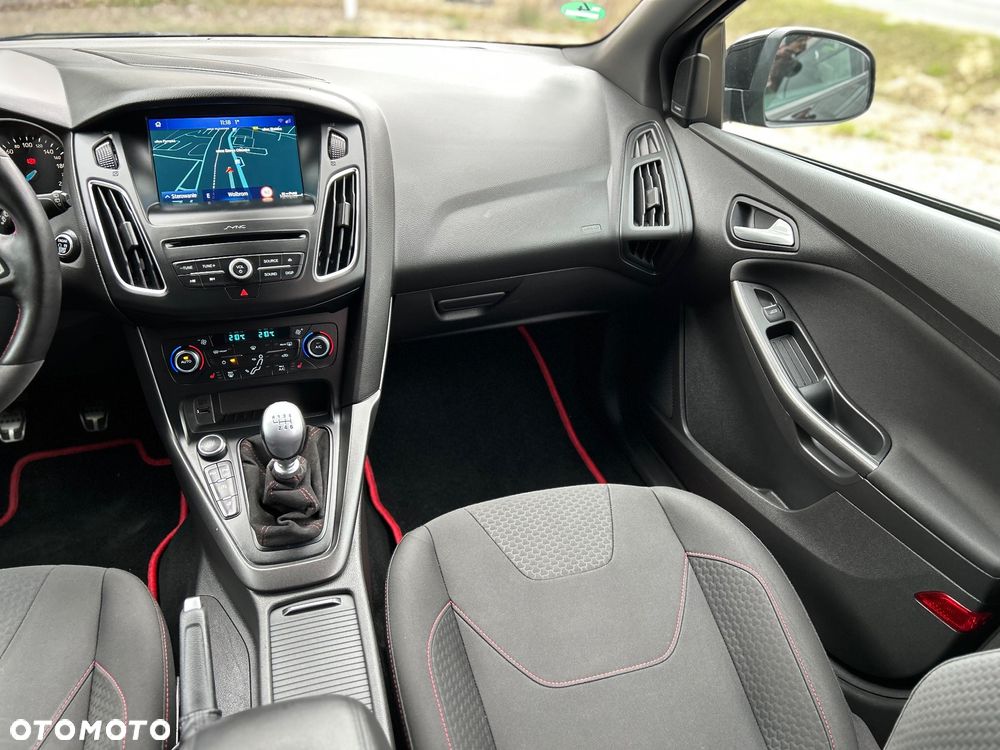 Ford Focus 1.5 EcoBoost ST-Line ASS - 21