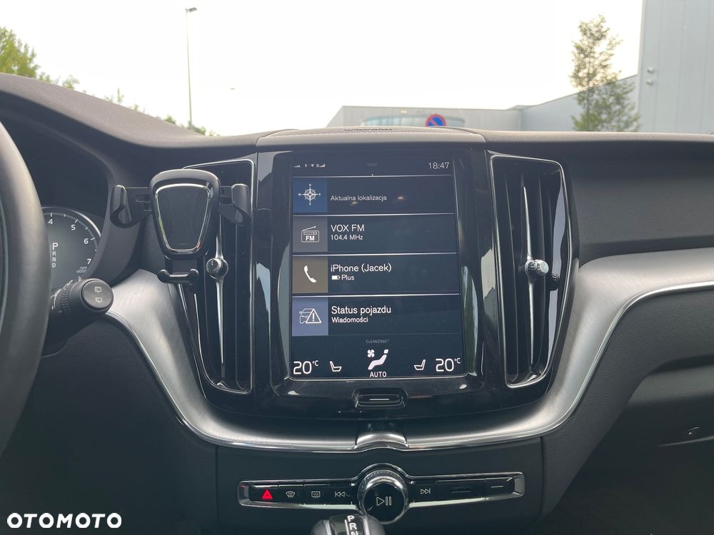 Volvo XC 60 T5 AWD Momentum - 21
