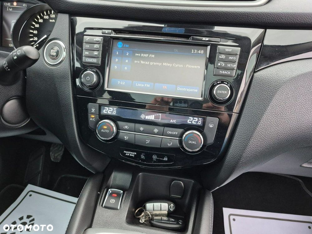 Nissan Qashqai 1.2 DIG-T Visia EU6 - 19