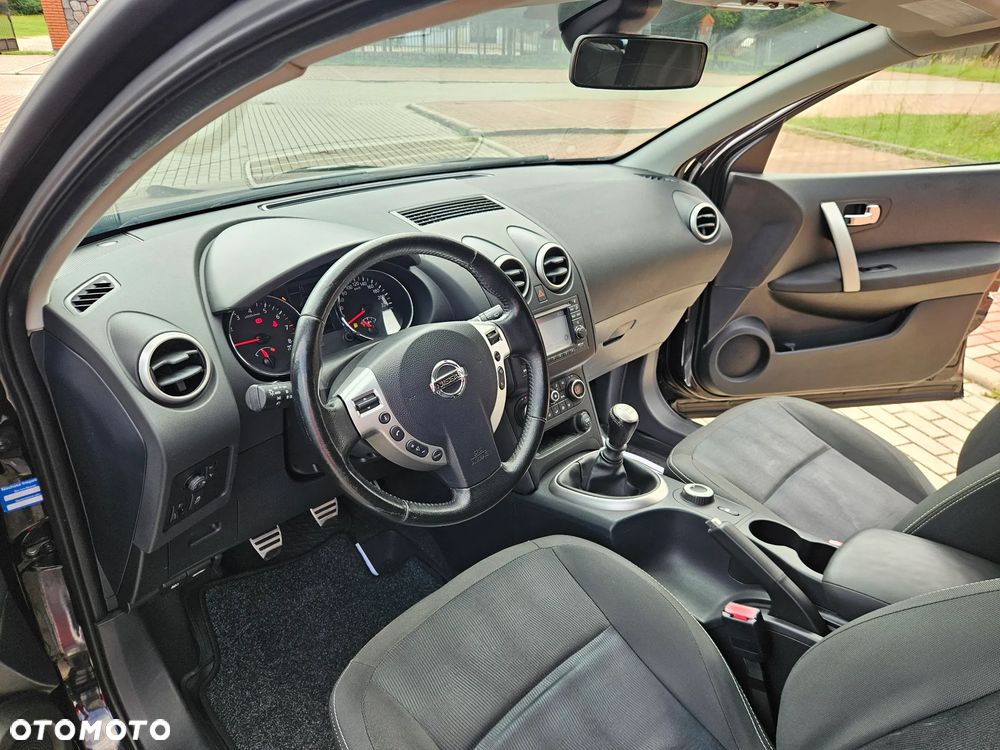 Nissan Qashqai+2 2.0 4x4 Tekna - 8