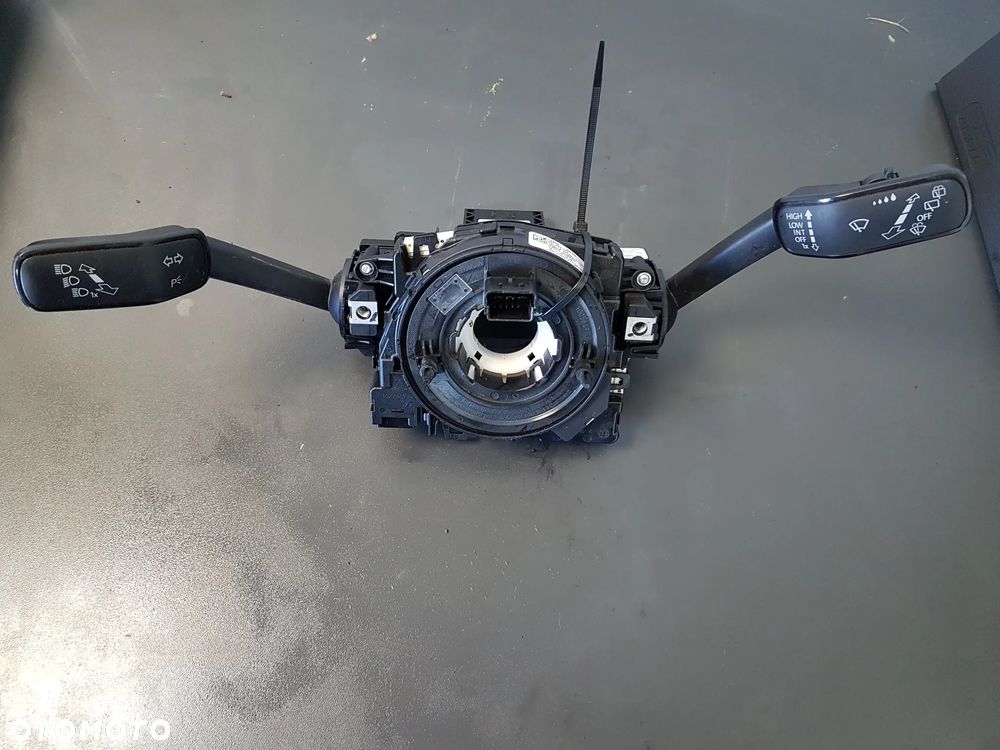 VW SKODA AUDI MANETKI TAŚMA PRZEŁĄCZNIK 5Q1953549 5Q1953513AA