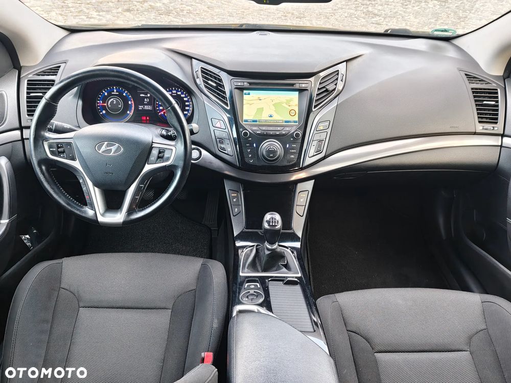 Hyundai i40 i40cw 1.7 CRDi Fifa World Cup Edition - 5