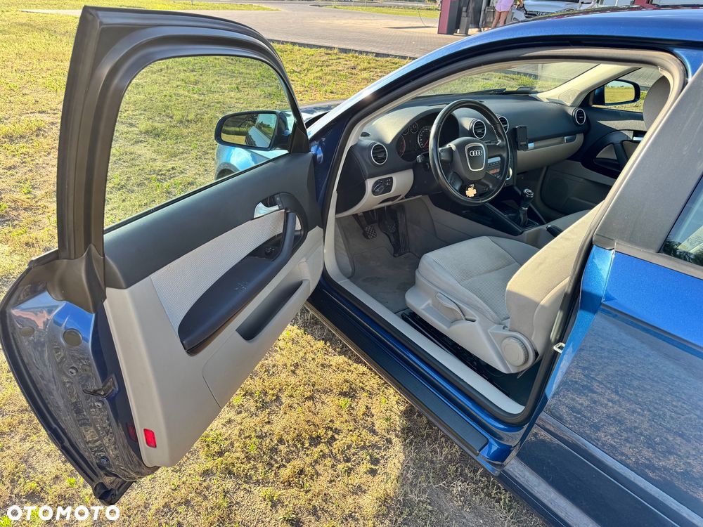 Audi A3 3-drzwiowe 1.9 TDI Attraction - 17