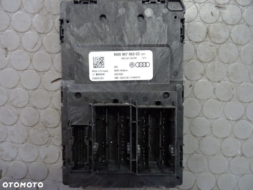 8W0907063CC Modul komfortu BCM Audi A4 B9 A5 czesci