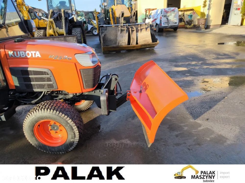 Kubota Traktorek  KUBOTA  B2530  4 WD , 2010 rok, ODŚNIEŻACZ - 17