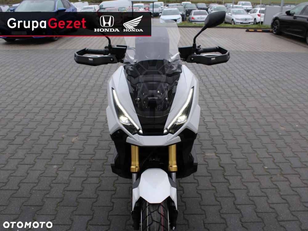 Honda X-ADV - 12