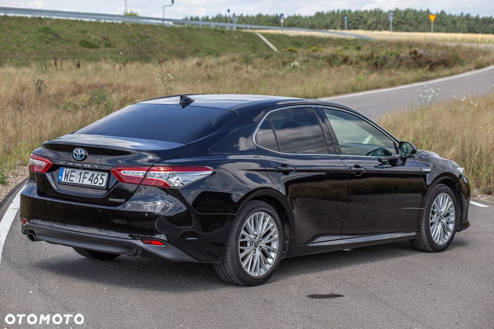 Toyota Camry 2.5 Hybrid Executive CVT - 10