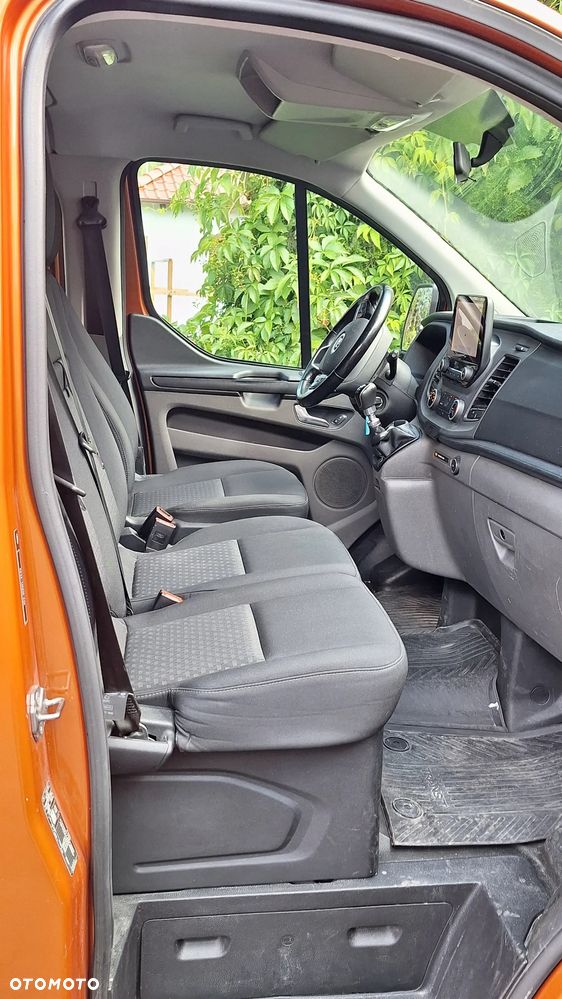 Ford Transit Custom 280 L1H1 Limited (bryg.) - 16