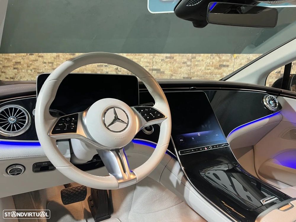 Mercedes-Benz EQE - 12