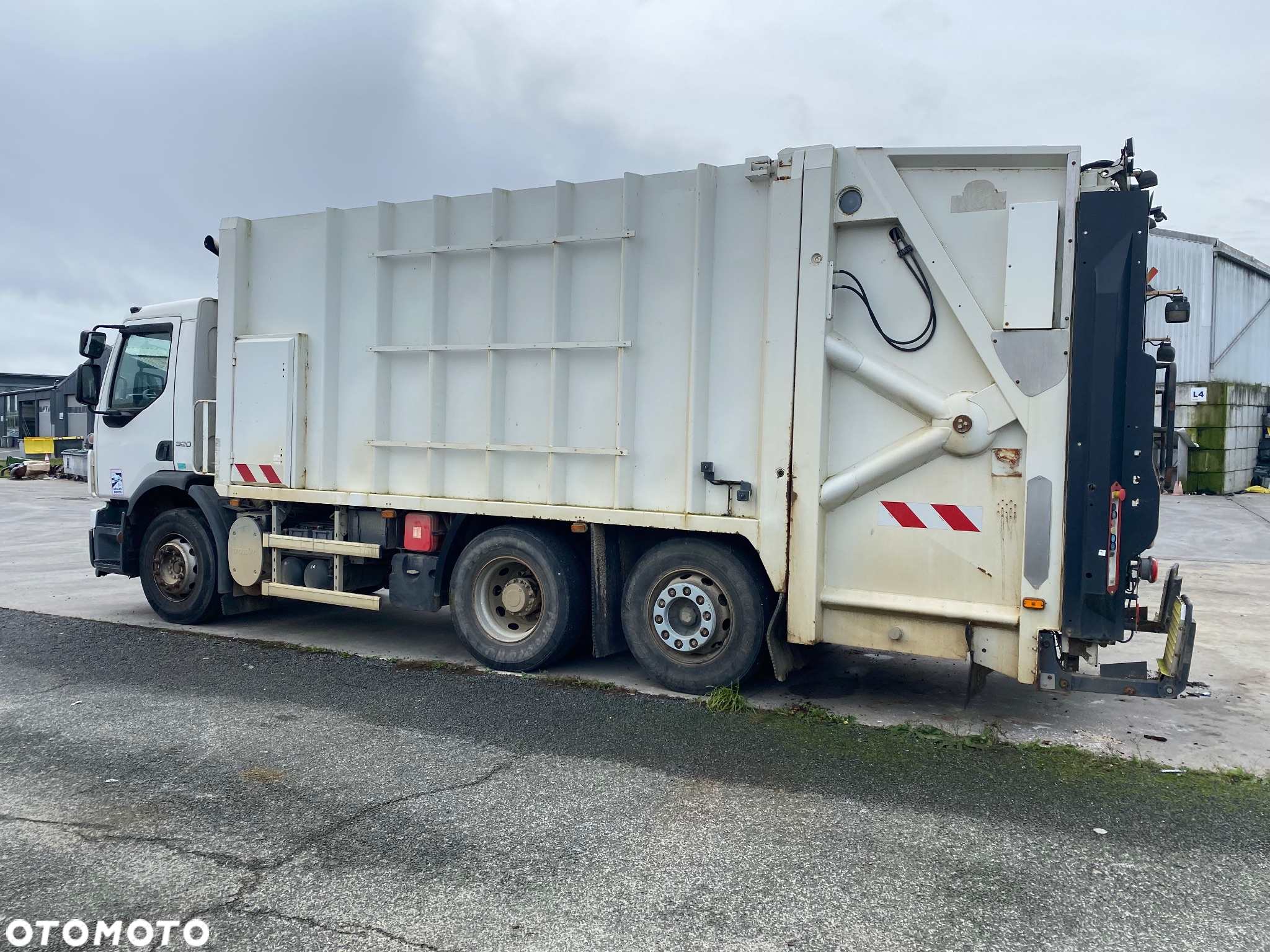Volvo FE - 4