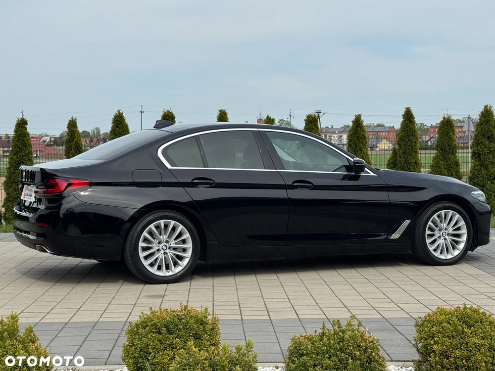BMW Seria 5 520d xDrive Luxury Line - 6