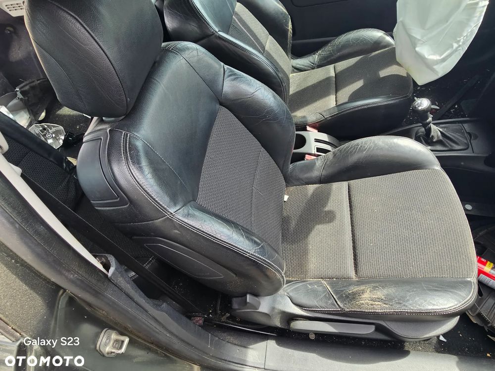 Fotel kierowcy pasażera kanapa pół-skóra skórzane boczek tapicerka Peugeot 207 2008r 3d hatchback EZQC - 3