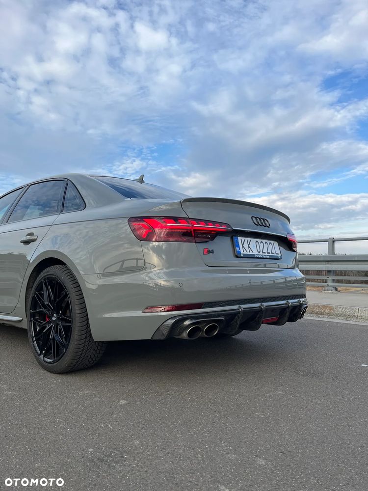 Audi S4 Limousine - 15