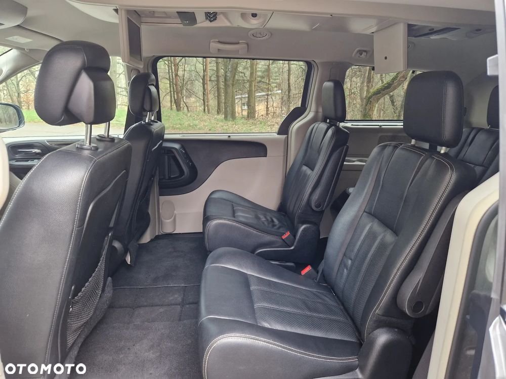 Chrysler Town & Country 3.6 Touring - 9