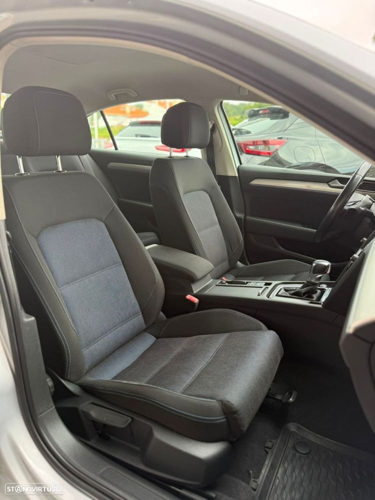 VW Passat - 19