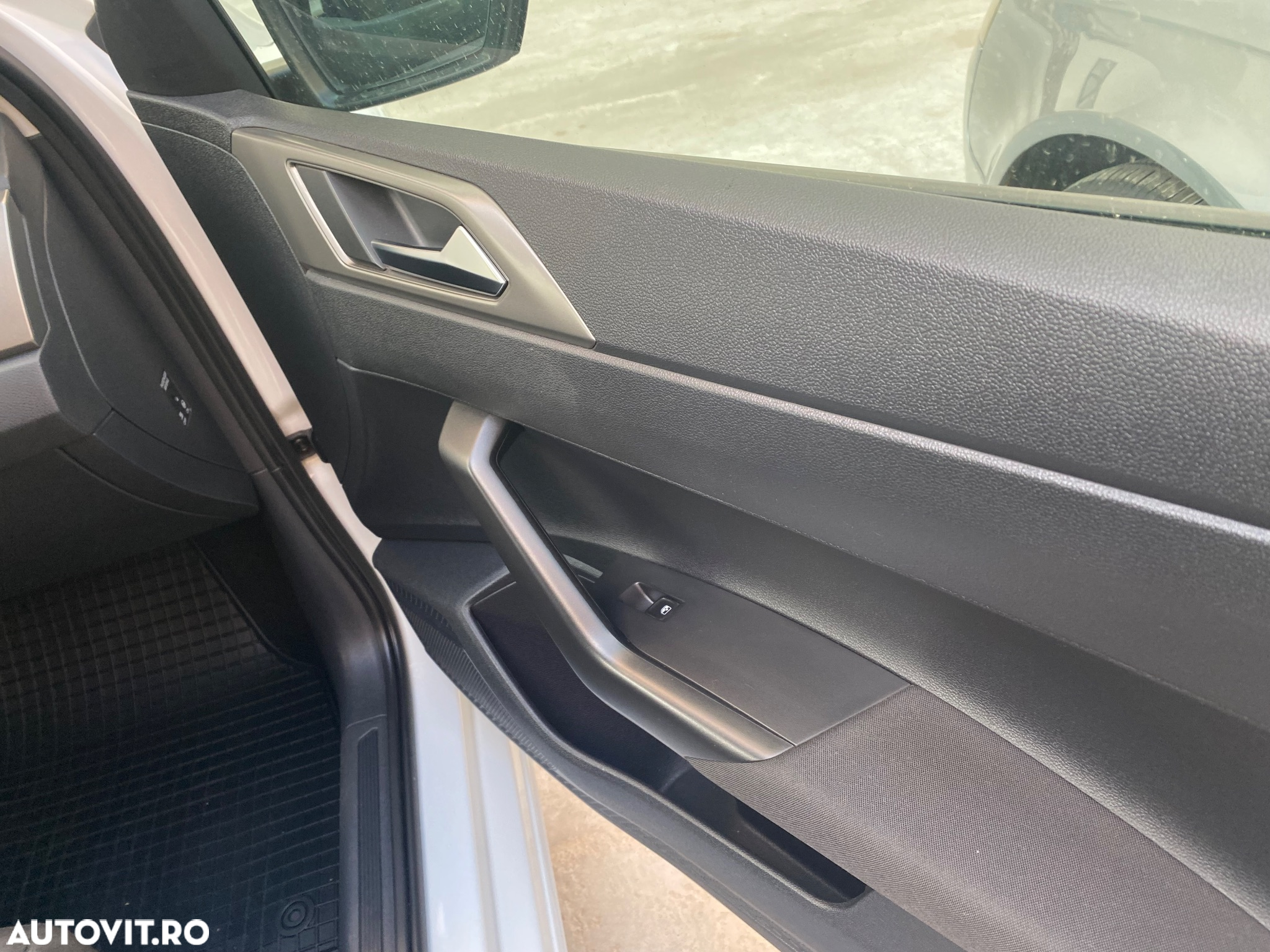 Volkswagen Polo 1.0 TSI Comfortline - 24