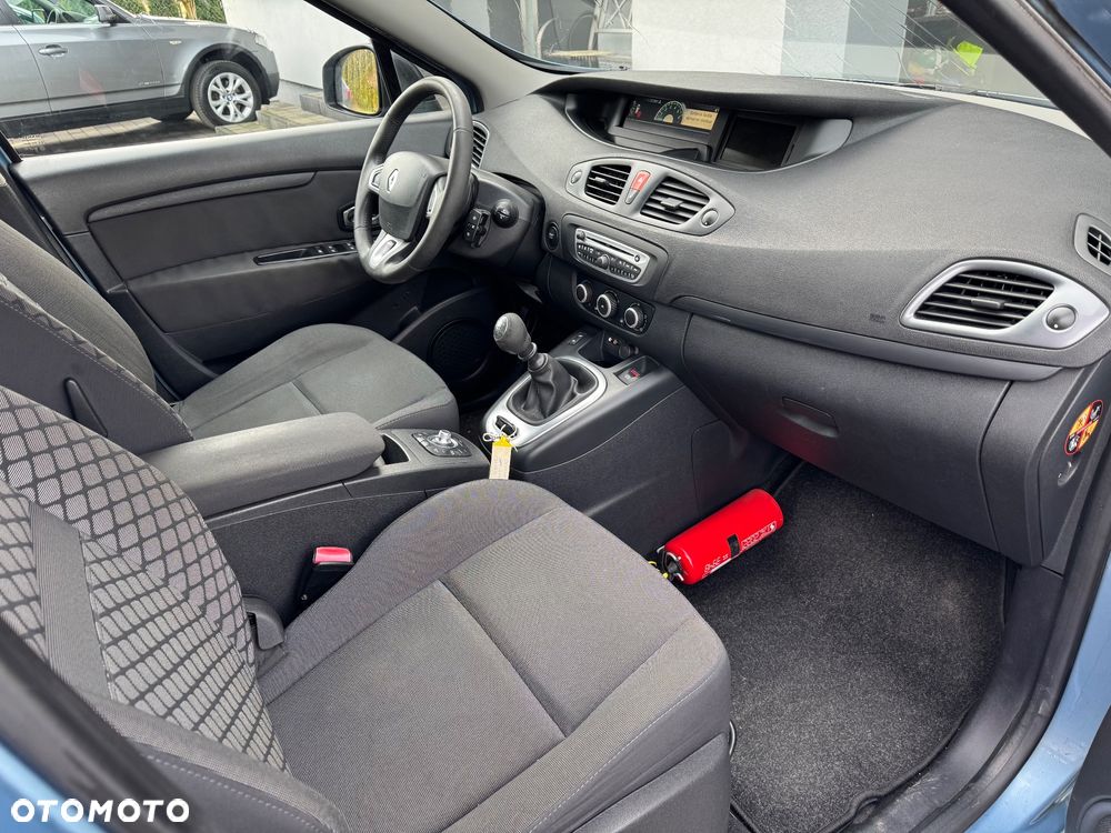 Renault Scenic 1.6 16V 110 Authentique - 9