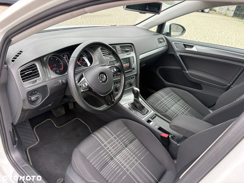 Volkswagen Golf 2.0 TDI DSG Sound - 9