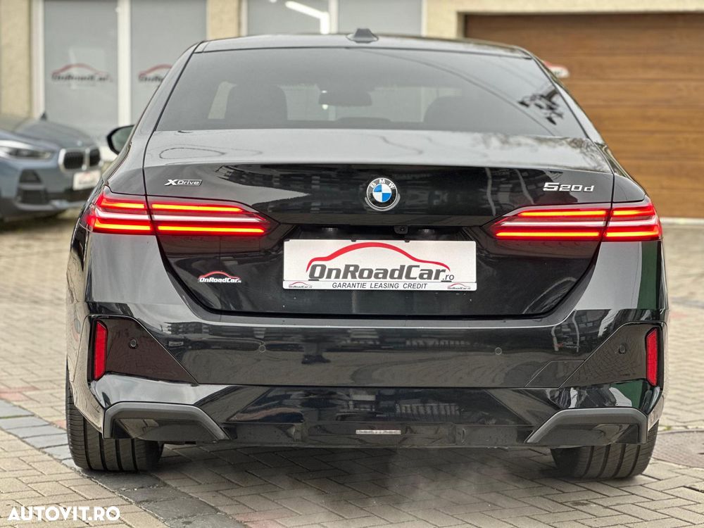 BMW Seria 5 520d xDrive AT MHEV - 16