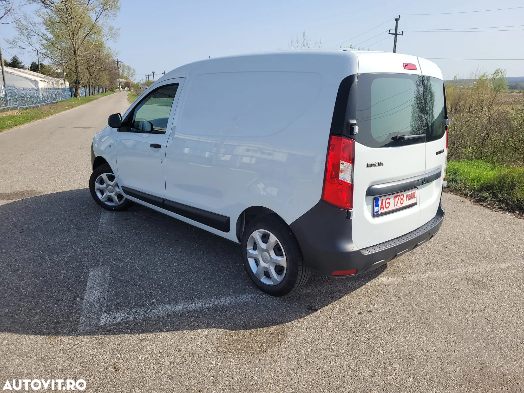 Dacia Dokker 1.5 Blue dCi Laureate - 4