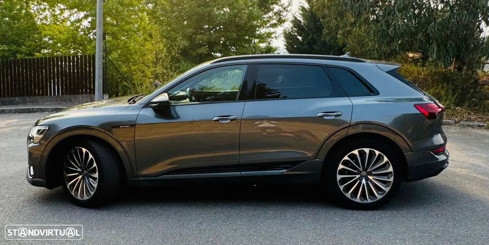 Audi e-tron 50 quattro S line - 9