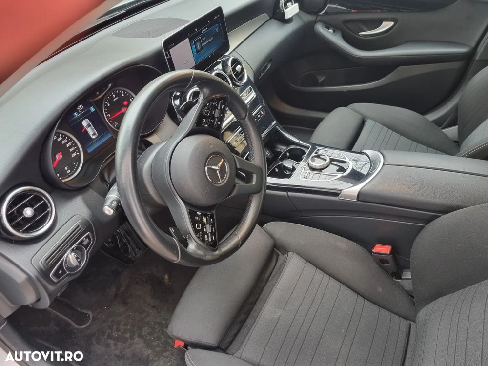 Mercedes-Benz C 2019 photo 5