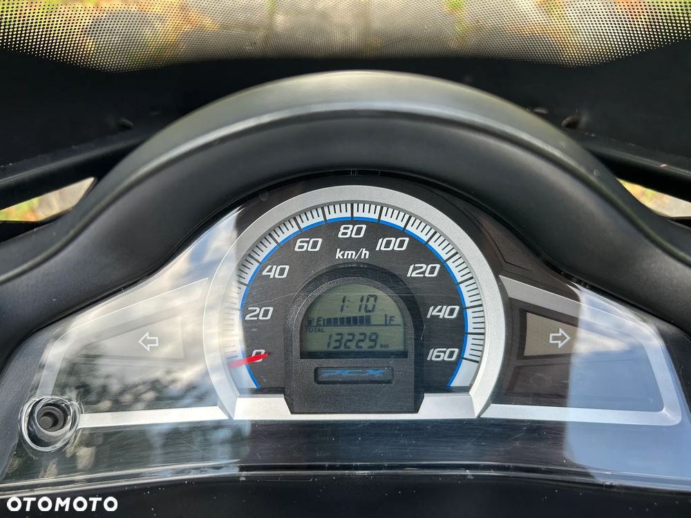 Honda PCX - 11