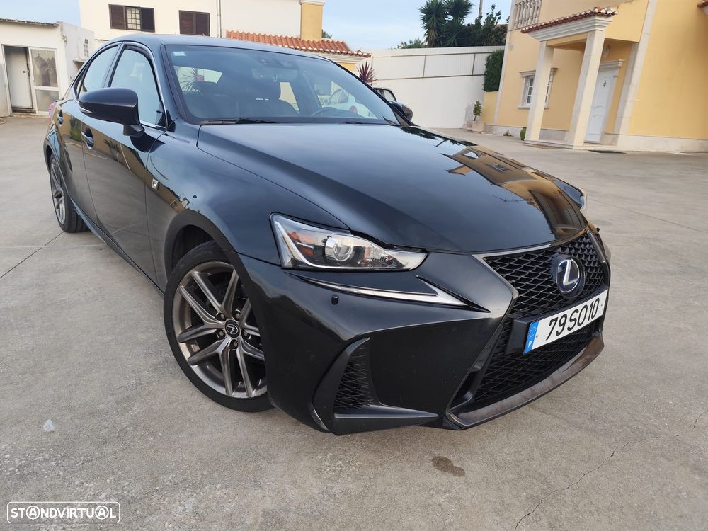 Lexus IS 300H F Sport - 20