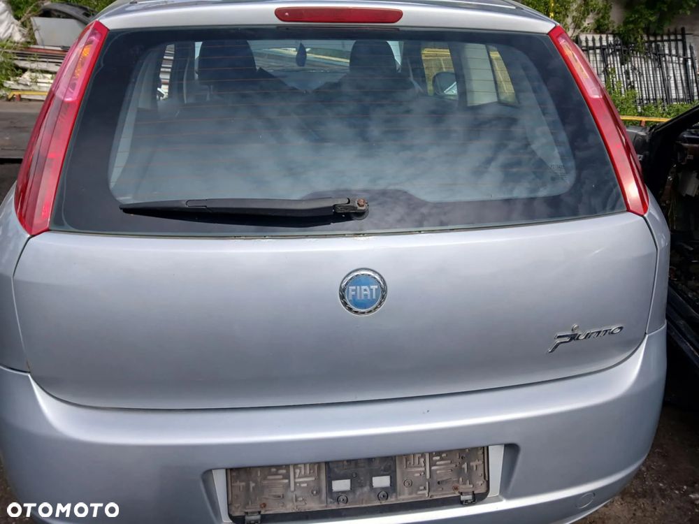 Fiat Grande Punto 3D Klapa bagażnika kod lakieru 589/A - 1