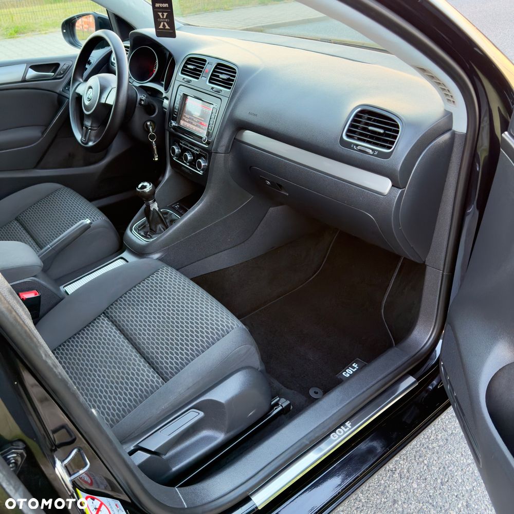 Volkswagen Golf 1.6 Comfortline - 20