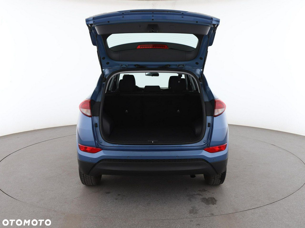 Hyundai Tucson 1.7 CRDI BlueDrive Comfort 2WD - 19