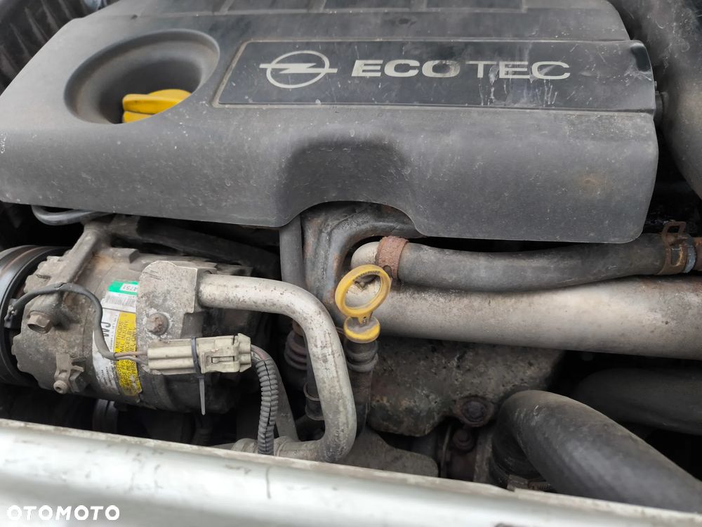 Opel Astra III H 1.7 Cdti 1.6 16V NA CZĘŚCI ! Kombi Hatchback srebrny - 12