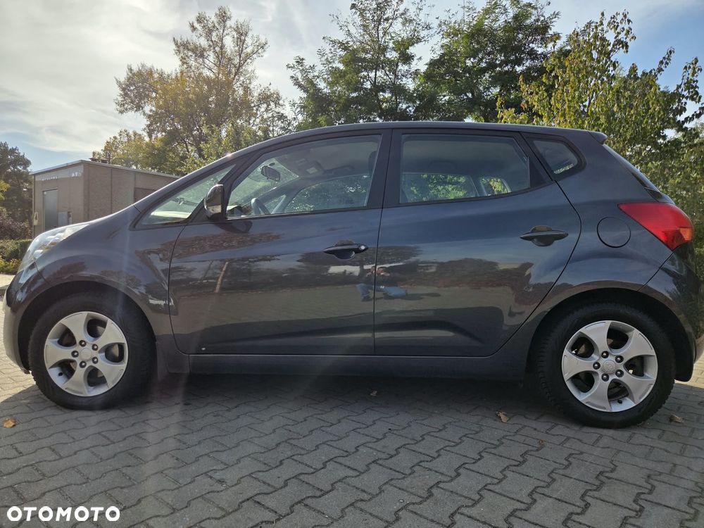 Kia Venga 1.6 L - 7
