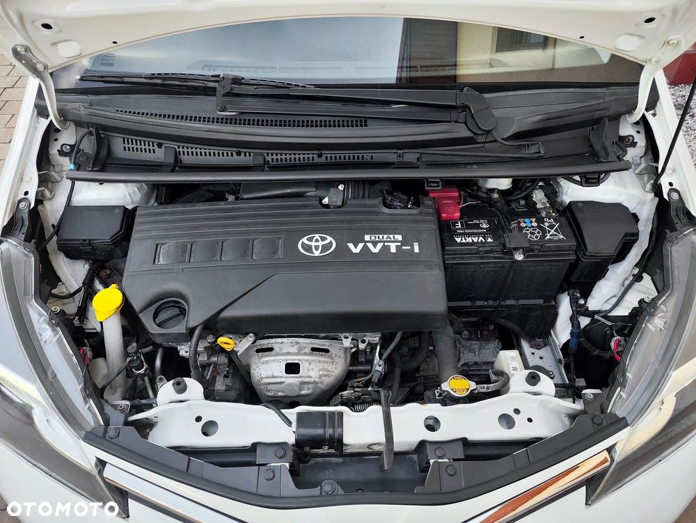 Toyota Yaris 1.33 Premium - 27