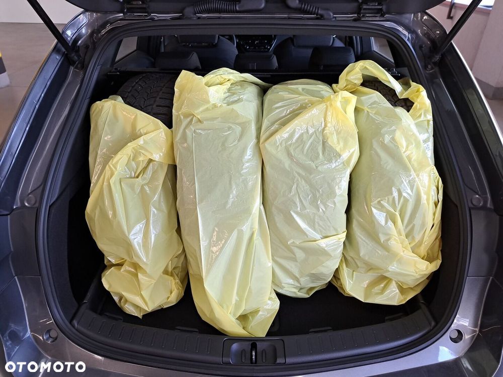 Toyota Corolla 1.8 Hybrid Comfort - 14