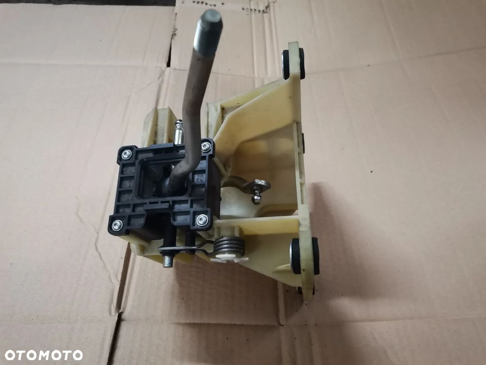 Wybierak biegow FORD C-MAX 1.6B - 1