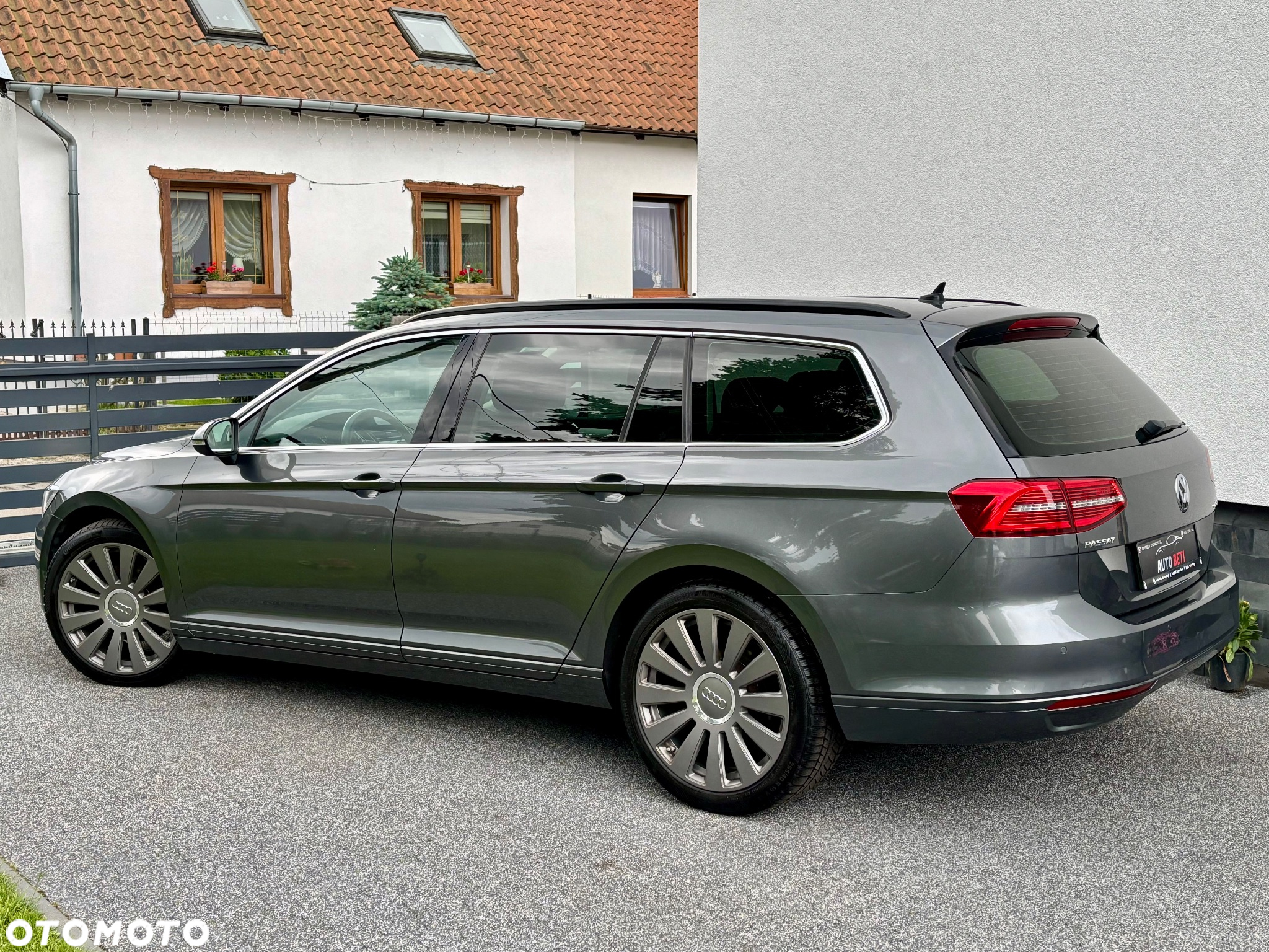 Volkswagen Passat Variant 2.0 TDI DSG (BlueMotion Technology) Comfortline - 16