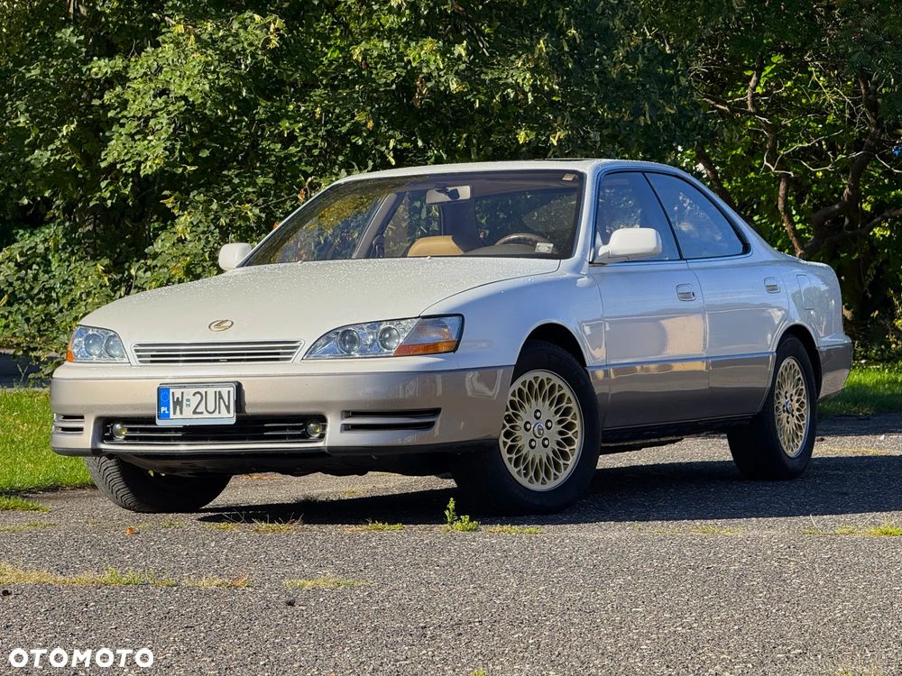 Lexus ES - 1